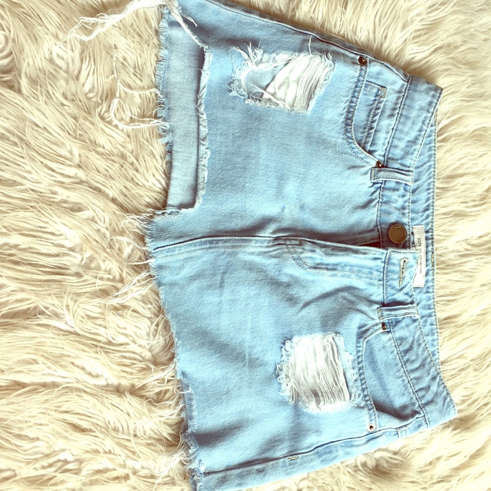Distressed mini skirt
